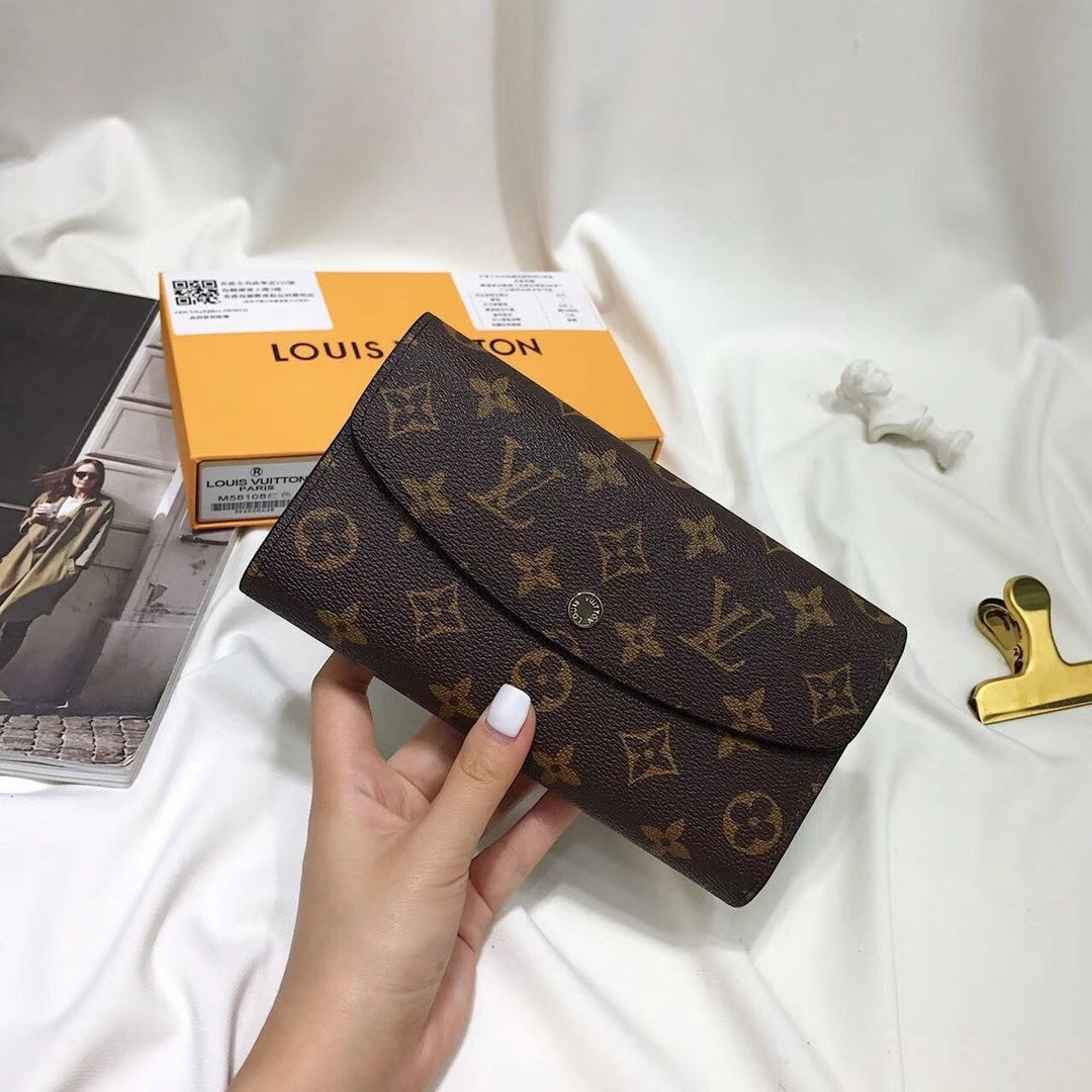 Louis Vitton Wallet Brown Button Monogram