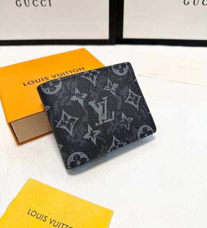 Black and White Wallet (Resell on Ebay for $250+)